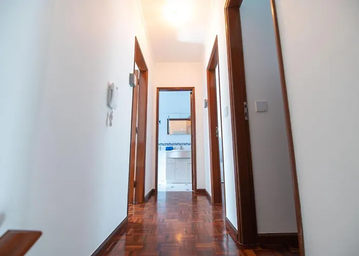 Bayview A Sua Casa à Beira Mar - 20 Mt Da E Da Famosa Bola Nivea Nazaré