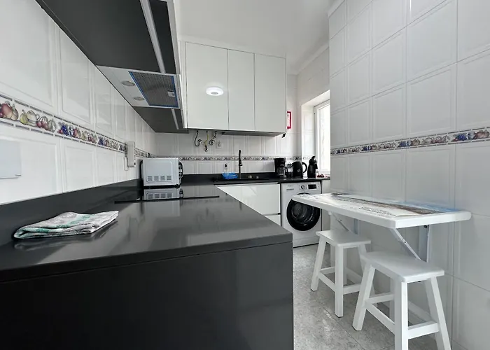 Bayview A Sua Casa à Beira Mar - 20 Mt Da E Da Famosa Bola Nivea *