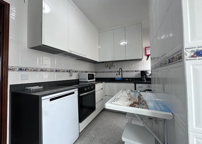 Bayview A Sua Casa à Beira Mar - 20 Mt Da E Da Famosa Bola Nivea * Nazaré